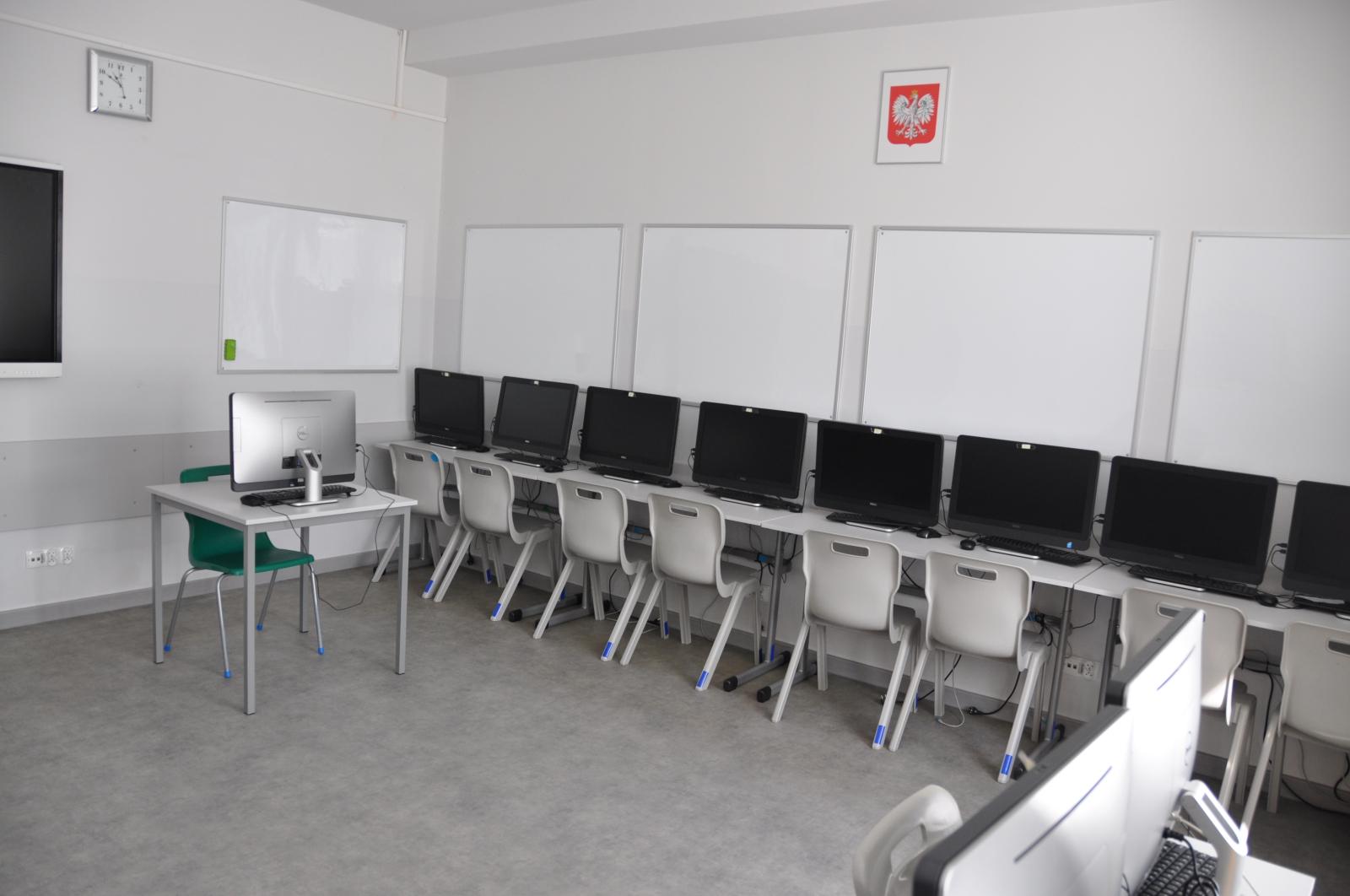 Zdjęcia obiektów PESTA2_7